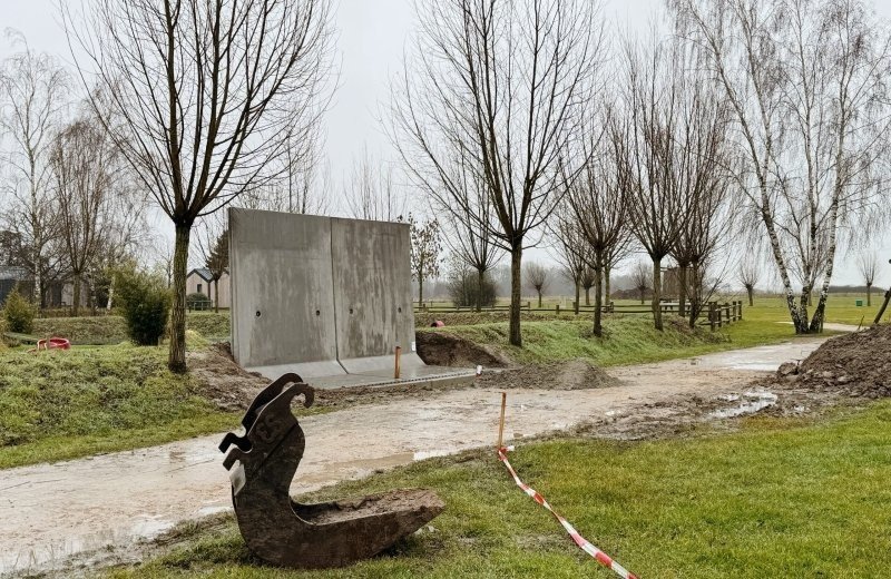 In Arbeit: neue Außenduschen