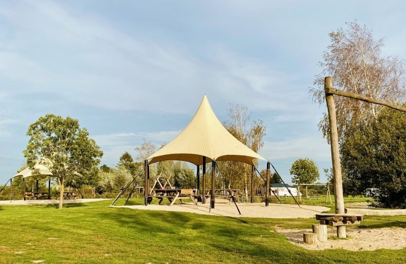 Tipi buitengoed spelen 3